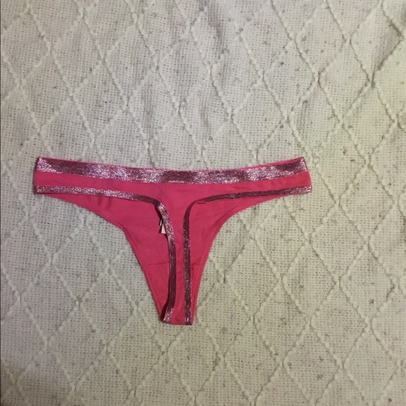 NWT SM Victoria’s Secret thong - Picture 2 of 4